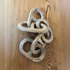 Chunky Wood Chainlink Accent Piece
